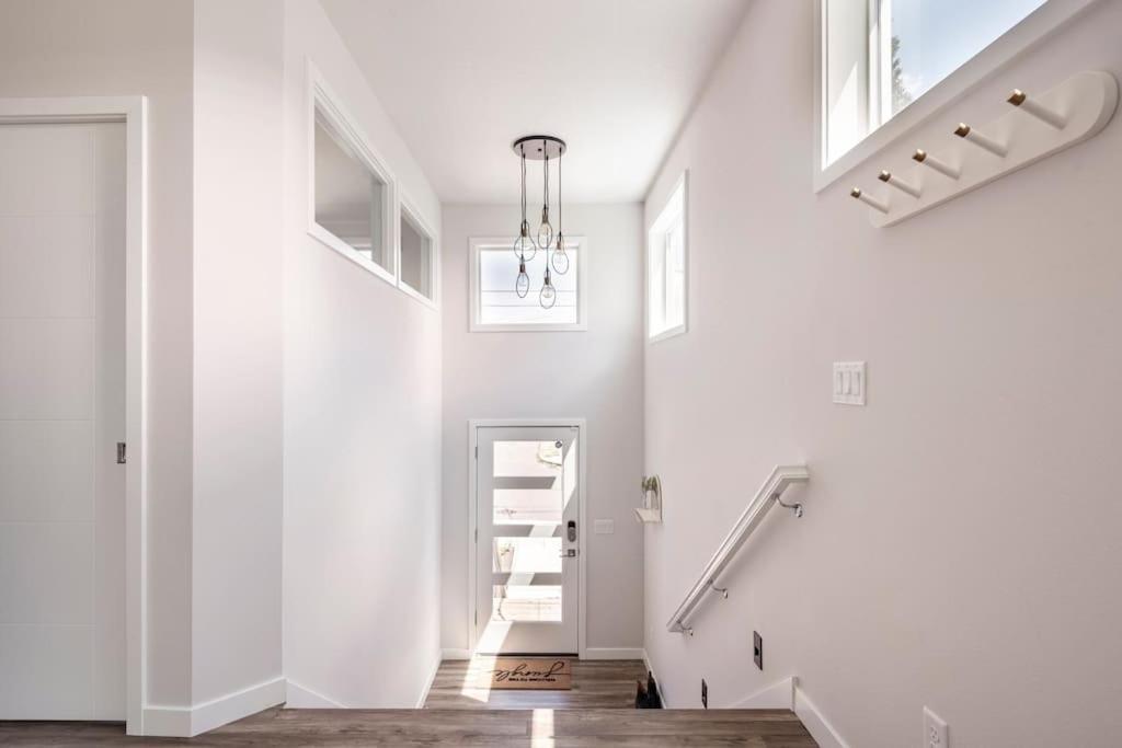 Comfy Family Home, Walkable Neighborhood + Patio! Portland Eksteriør bilde