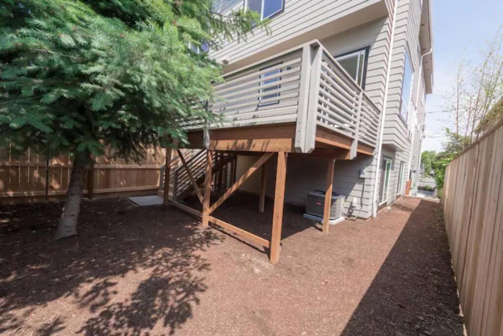 Comfy Family Home, Walkable Neighborhood + Patio! Portland Eksteriør bilde