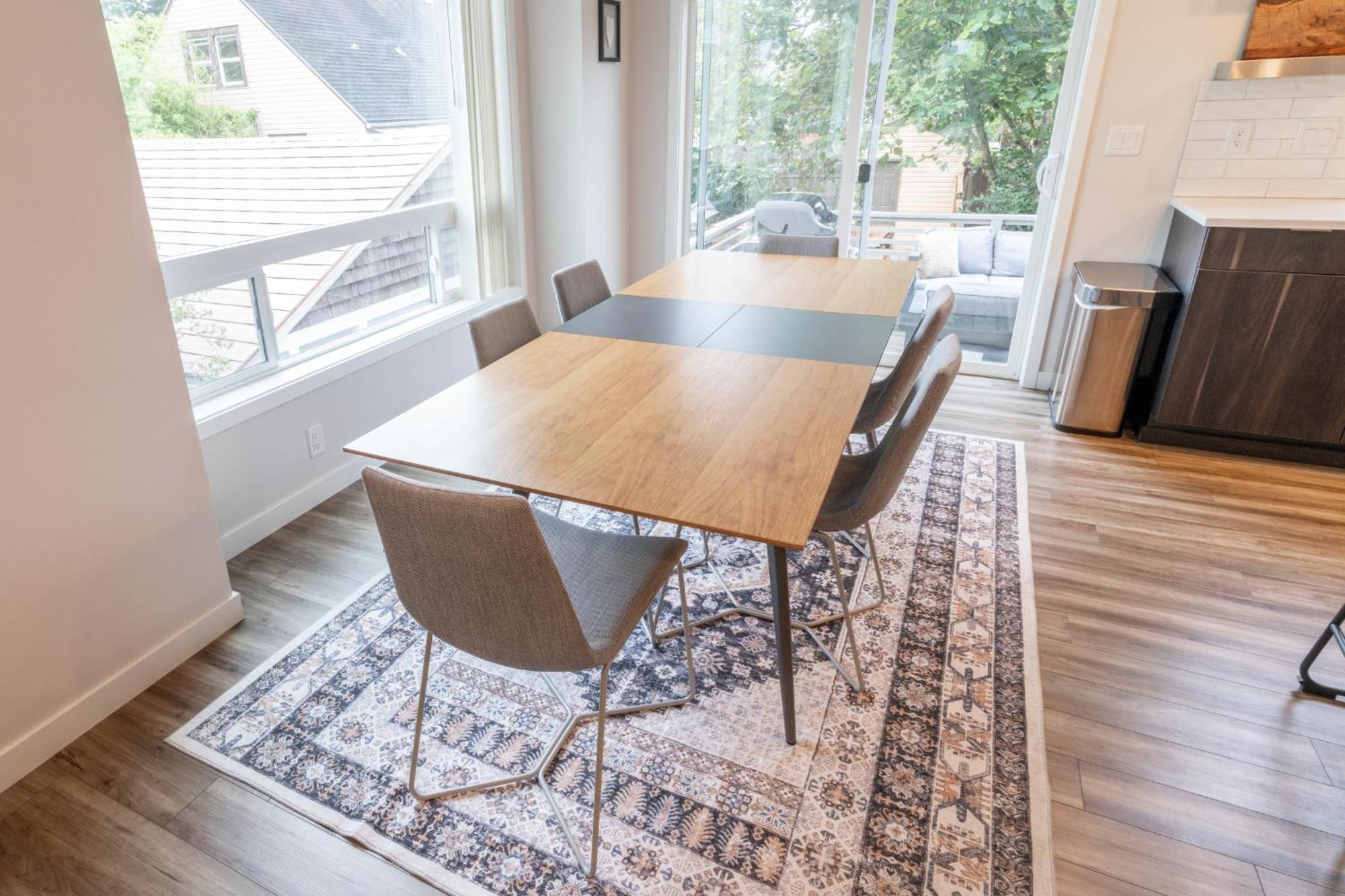 Comfy Family Home, Walkable Neighborhood + Patio! Portland Eksteriør bilde