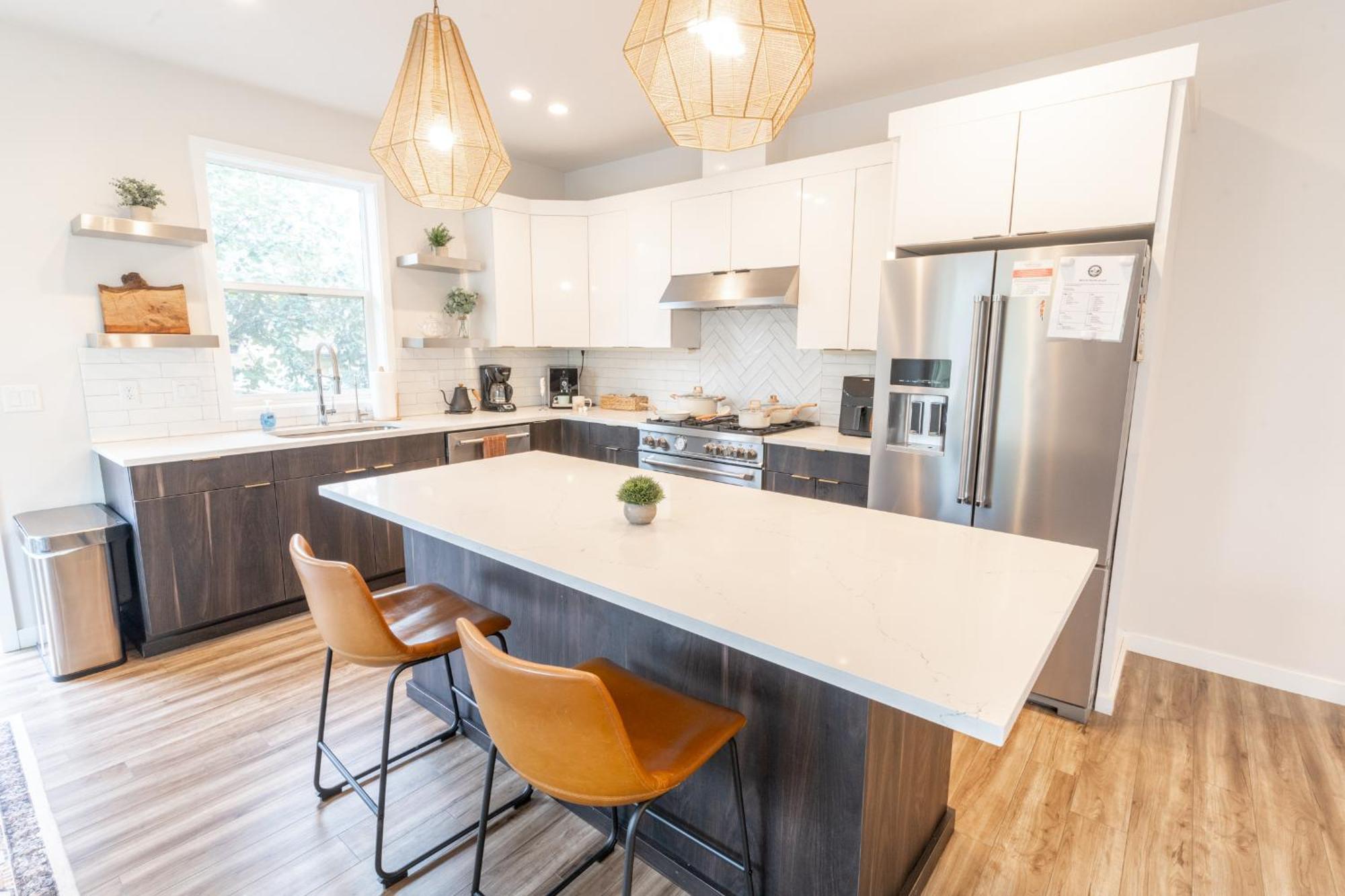Comfy Family Home, Walkable Neighborhood + Patio! Portland Eksteriør bilde