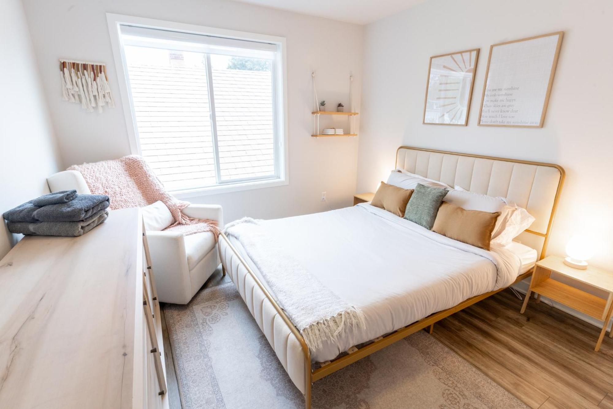 Comfy Family Home, Walkable Neighborhood + Patio! Portland Eksteriør bilde