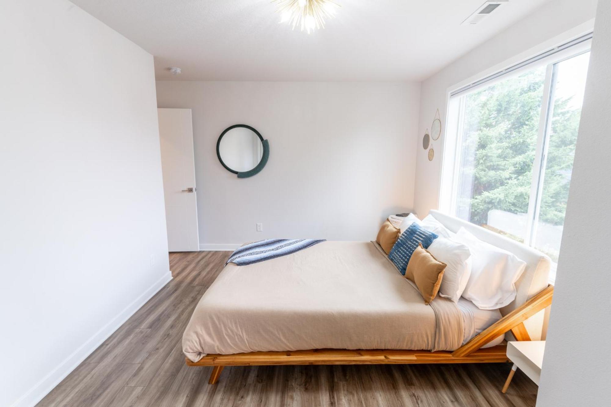 Comfy Family Home, Walkable Neighborhood + Patio! Portland Eksteriør bilde